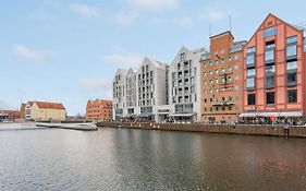 Granaria Riverside By Downtown Apartments